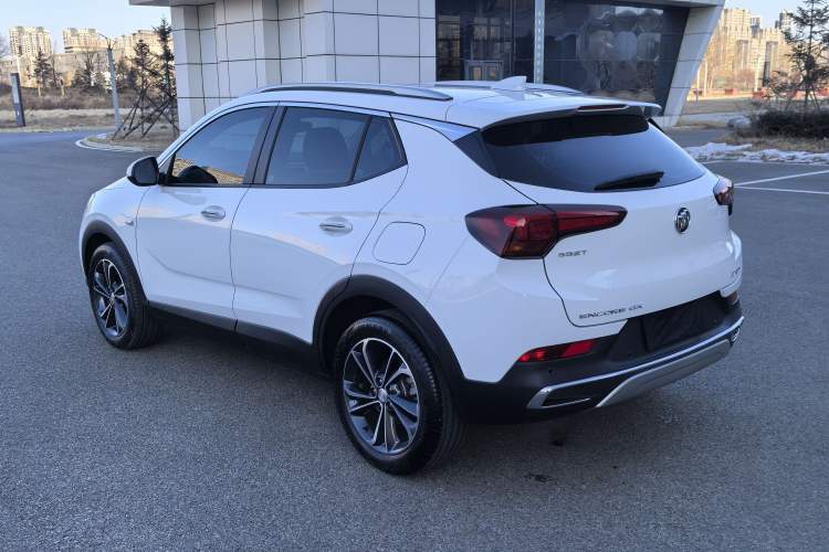 Used Buick Encore GX 2022 332T CVT Two-Wheel Drive Luxury Version Exterior 3