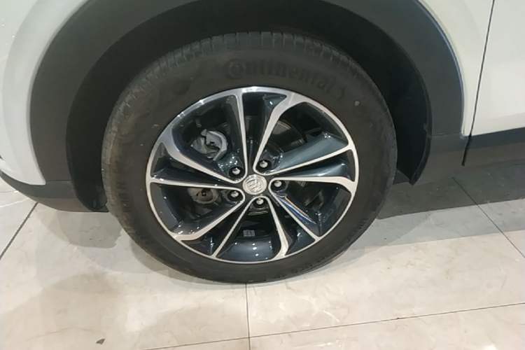 Used Buick Encore GX 2022 332T CVT Two-Wheel Drive Luxury Version Exterior 4