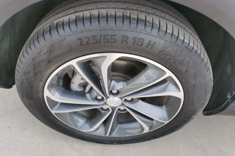 Used Buick Encore GX 2022 332T CVT Two-Wheel Drive Luxury Version Exterior 4
