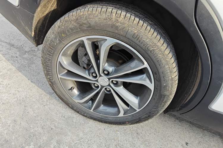 Used Buick Encore GX 2022 332T CVT Two-Wheel Drive Luxury Version Exterior 5
