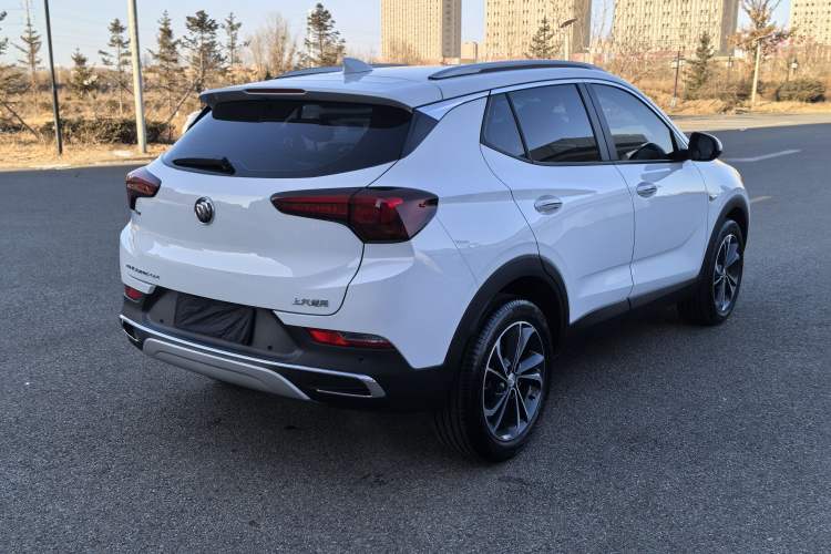 Used Buick Encore GX 2022 332T CVT Two-Wheel Drive Luxury Version Exterior 5