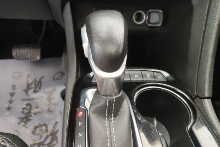 Used Buick Encore GX 2022 332T CVT Two-Wheel Drive Luxury Version Gear Lever