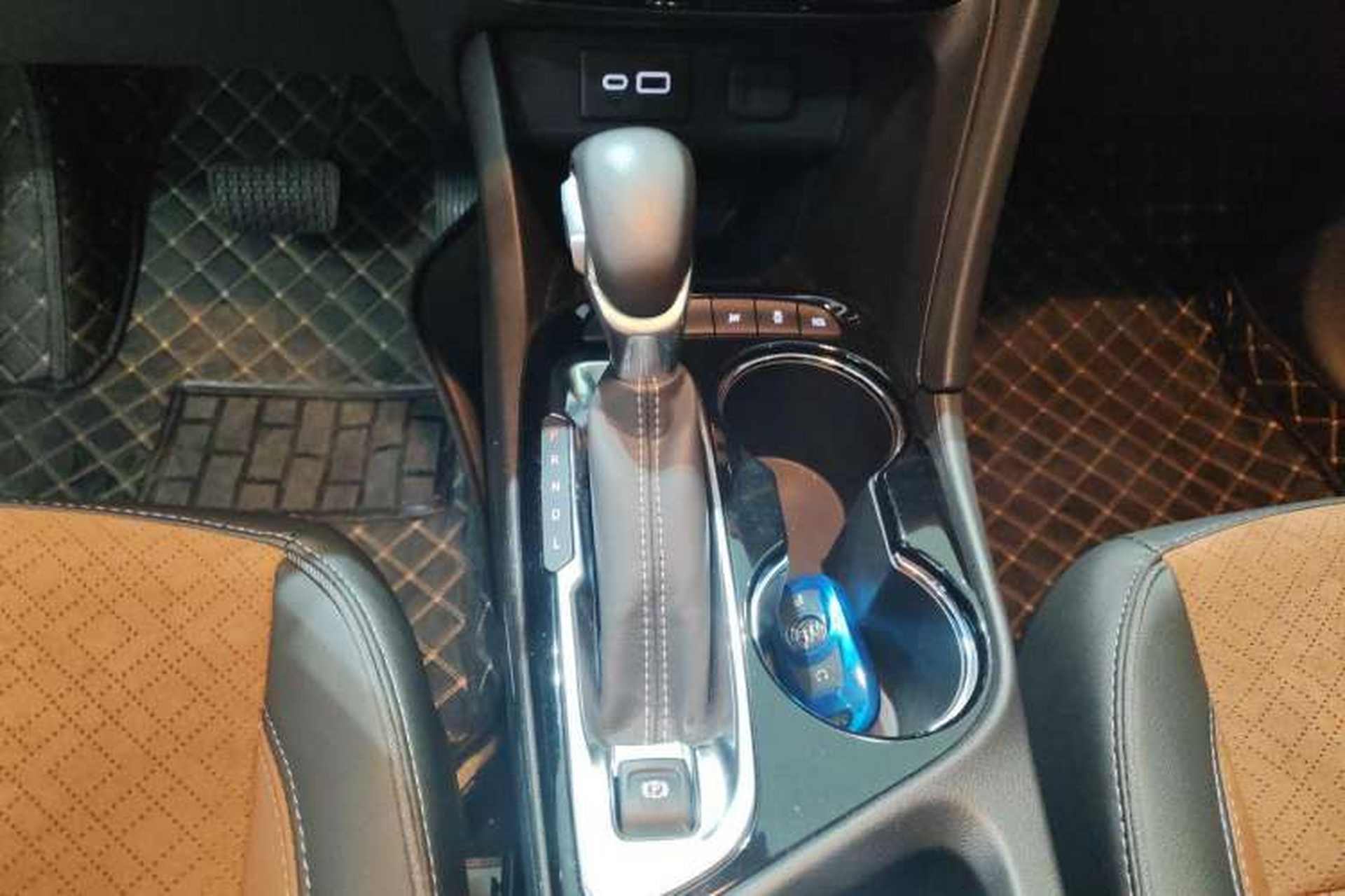 Used Buick Encore GX 2022 332T CVT Two-Wheel Drive Luxury Version Gear Lever