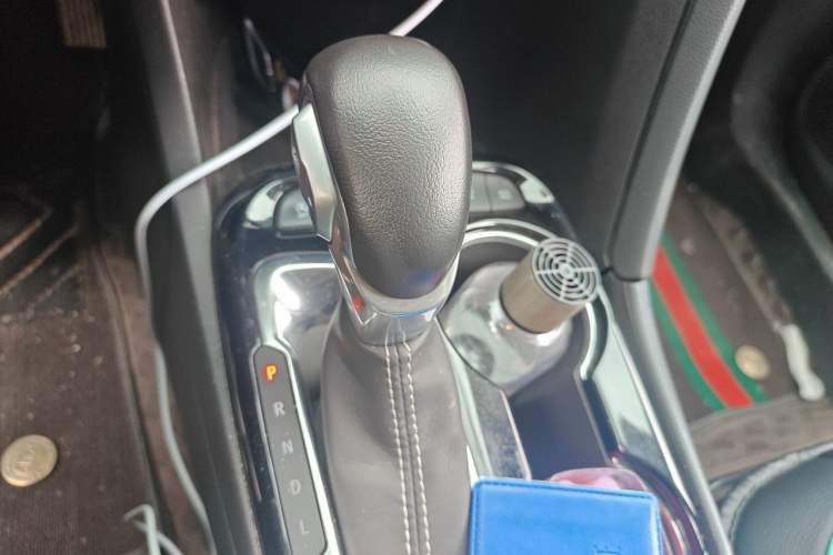 Used Buick Encore GX 2022 332T CVT Two-Wheel Drive Luxury Version Gear Lever