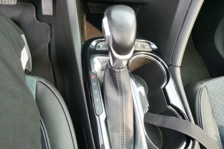 Used Buick Encore GX 2022 332T CVT Two-Wheel Drive Luxury Version Gear Lever