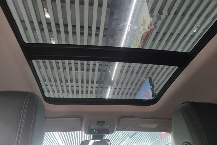 Used Buick Encore GX 2022 332T CVT Two-Wheel Drive Luxury Version Headliner