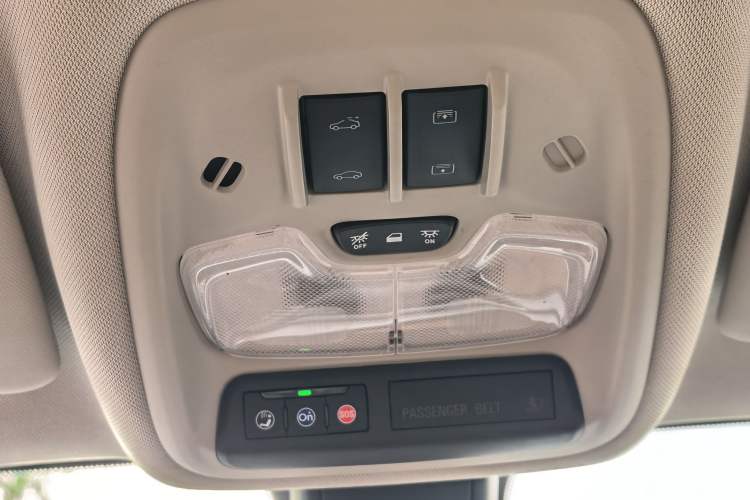 Used Buick Encore GX 2022 332T CVT Two-Wheel Drive Luxury Version Interior 10