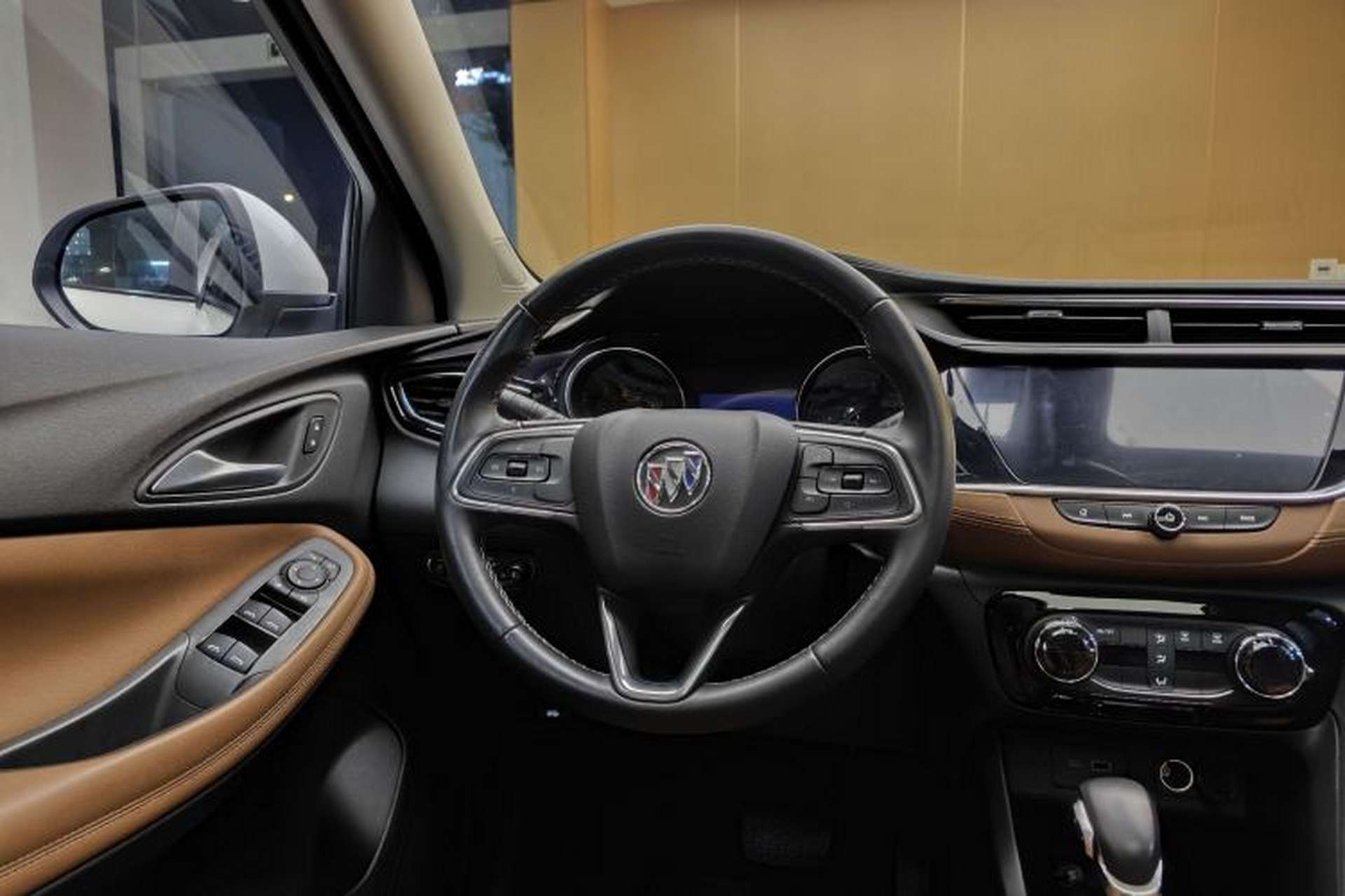 Used Buick Encore GX 2022 332T CVT Two-Wheel Drive Luxury Version Interior 11
