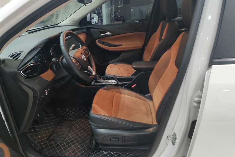 Used Buick Encore GX 2022 332T CVT Two-Wheel Drive Luxury Version Left Front Seat