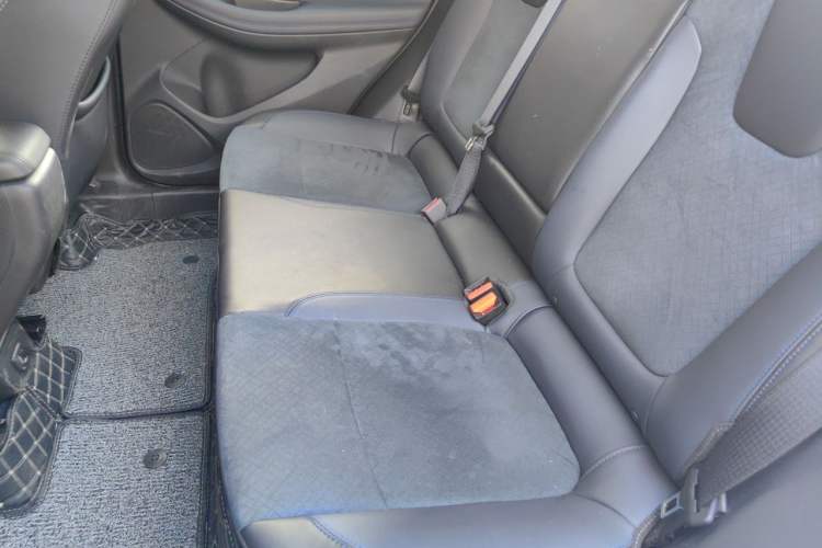 Used Buick Encore GX 2022 332T CVT Two-Wheel Drive Luxury Version Left Rear Seat