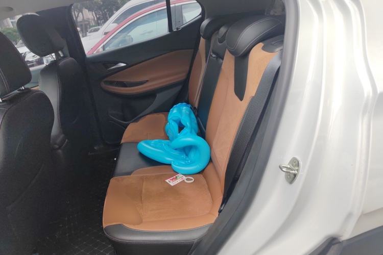 Used Buick Encore GX 2022 332T CVT Two-Wheel Drive Luxury Version Left Rear Seat
