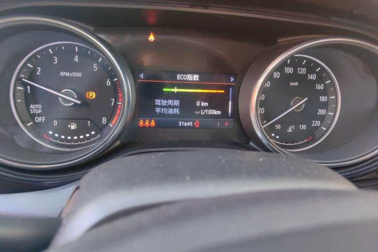 Used Buick Encore GX 2022 332T CVT Two-Wheel Drive Luxury Version Odometer Close Up