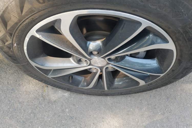 Used Buick Encore GX 2022 332T CVT Two-Wheel Drive Luxury Version Right Front Wheel Hub