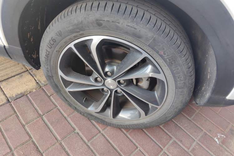 Used Buick Encore GX 2022 332T CVT Two-Wheel Drive Luxury Version Right Front Wheel Hub