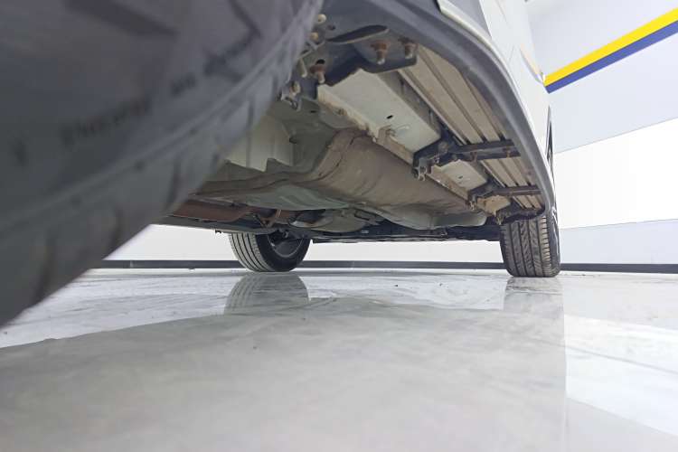 Used Buick Encore GX 2022 332T CVT Two-Wheel Drive Luxury Version Right Side Sill