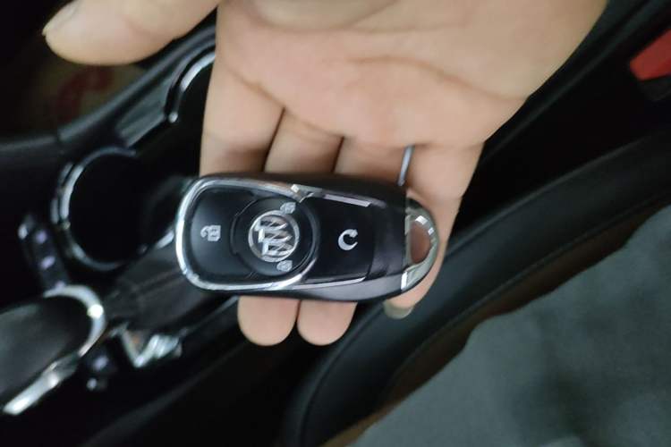 Used Buick Encore GX 2022 332T CVT Two-Wheel Drive Luxury Version Vehicle Key