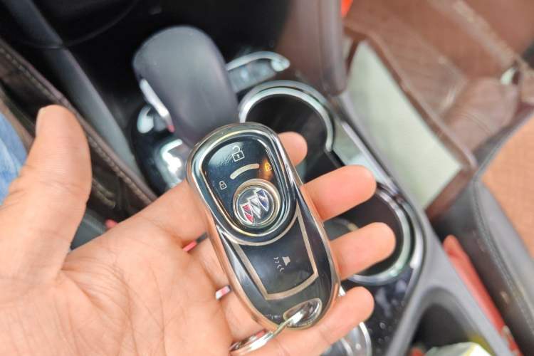Used Buick Encore GX 2022 332T CVT Two-Wheel Drive Luxury Version Vehicle Key