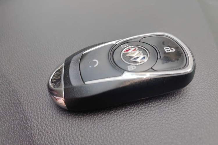 Used Buick Encore GX 2022 332T CVT Two-Wheel Drive Luxury Version Vehicle Key