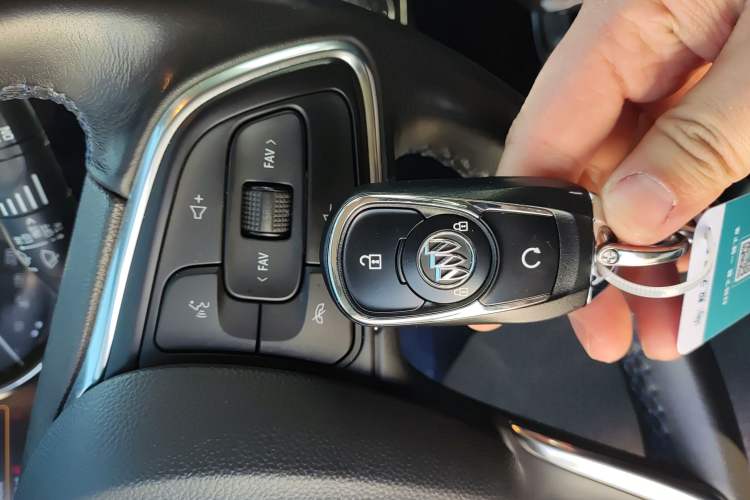 Used Buick Encore GX 2022 332T CVT Two-Wheel Drive Luxury Version Vehicle Key