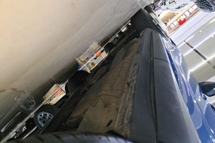Used Buick Encore PLUS 2023 Smart Fun Edition Left Side Sill