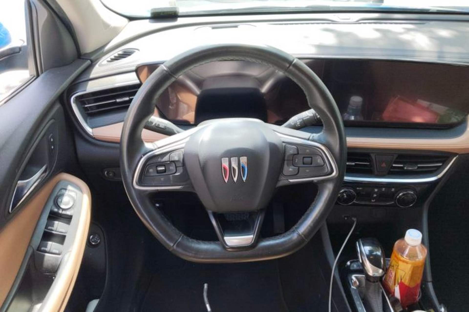 Used Buick Encore PLUS 2023 Smart Fun Edition Steering Wheel