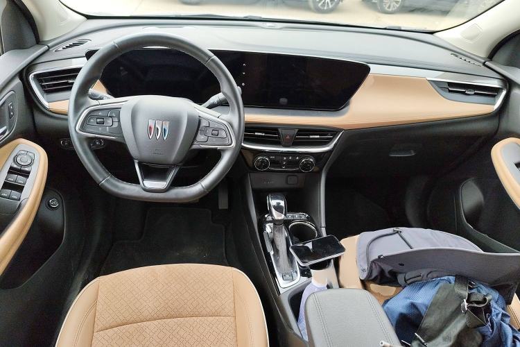 Used Buick Encore PLUS 2023 Smart Fun Edition Interior 2