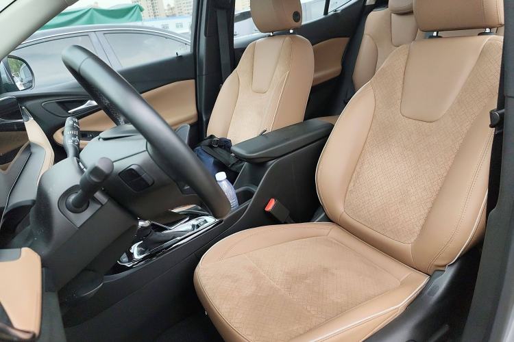 Used Buick Encore PLUS 2023 Smart Fun Edition Left Front Seat