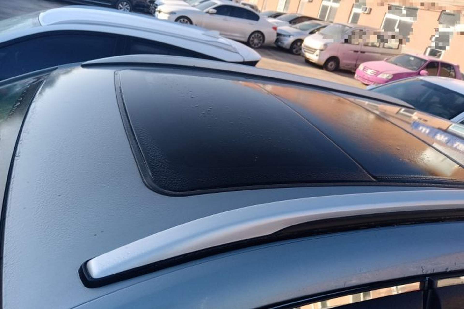 Used Buick Encore PLUS 2023 Smart Fun Edition Roof