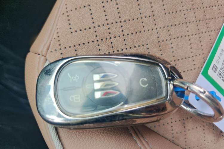 Used Buick Encore PLUS 2023 Smart Fun Edition Vehicle Key