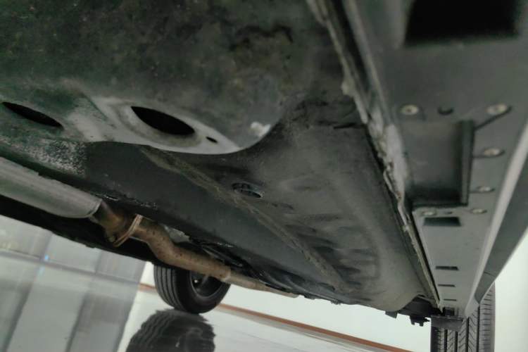 Used Buick Encore PLUS 2023 Smart Fun Edition Chassis Front Left