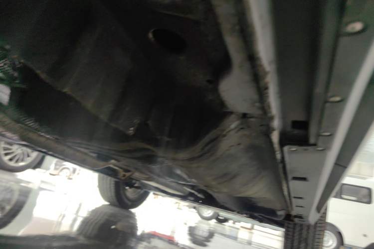Used Buick Encore PLUS 2023 Smart Fun Edition Chassis Rear Right