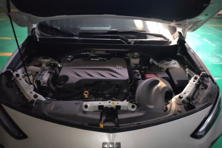 Used Buick Encore PLUS 2023 Smart Fun Edition Engine Bay