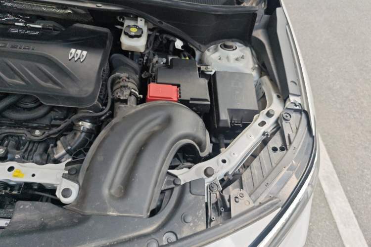 Used Buick Encore PLUS 2023 Smart Fun Edition Engine Bay Left