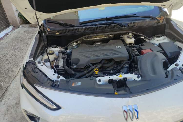 Used Buick Encore PLUS 2023 Smart Fun Edition Engine Bay Right