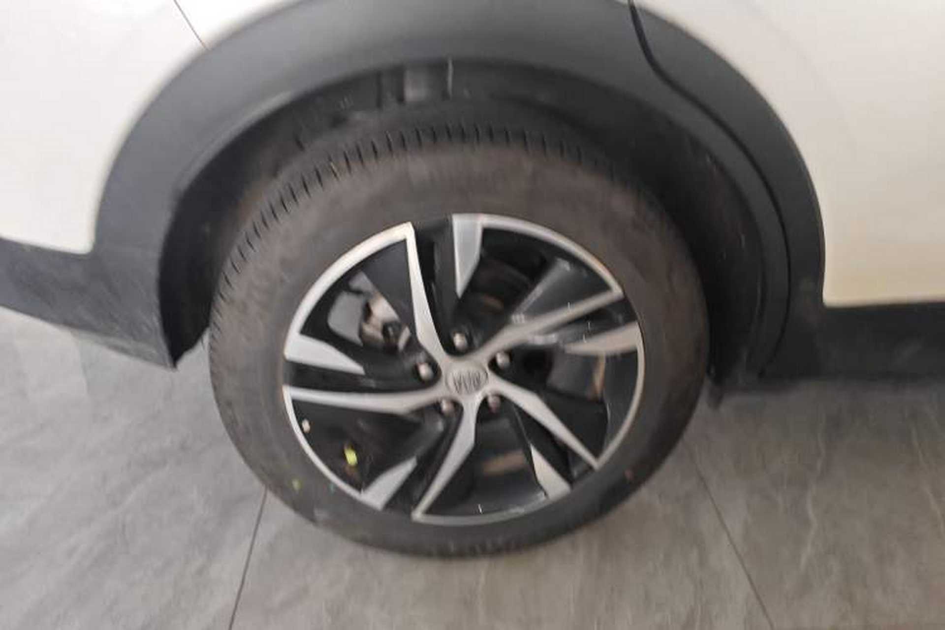 Used Buick Encore PLUS 2023 Smart Fun Edition Exterior 8