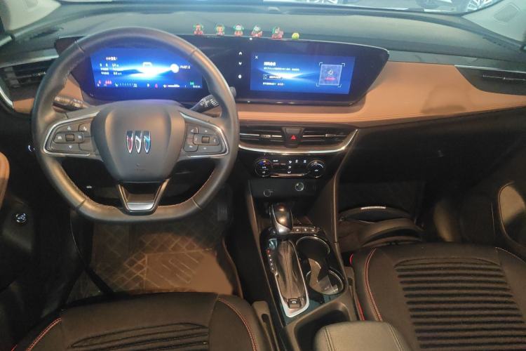 Used Buick Encore PLUS 2023 Smart Fun Edition Interior 2