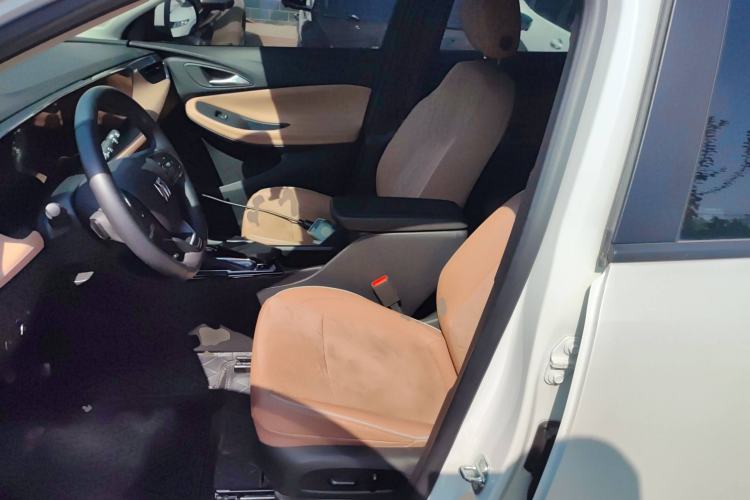 Used Buick Encore PLUS 2023 Smart Fun Edition Left Front Seat