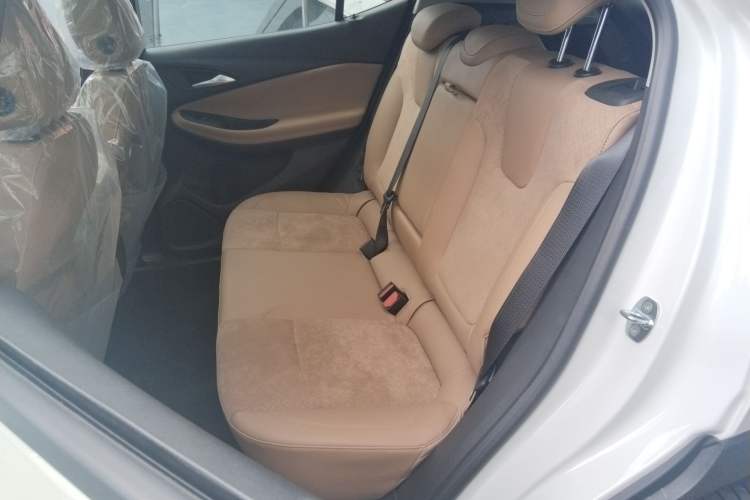 Used Buick Encore PLUS 2023 Smart Fun Edition Left Rear Seat