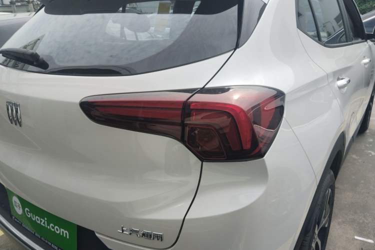 Used Buick Encore PLUS 2023 Smart Fun Edition Right Rear Taillight