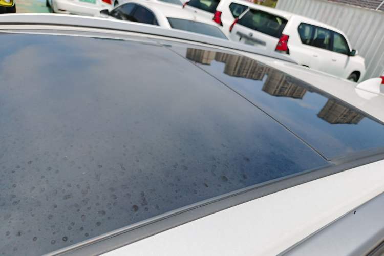 Used Buick Encore PLUS 2023 Smart Fun Edition Roof
