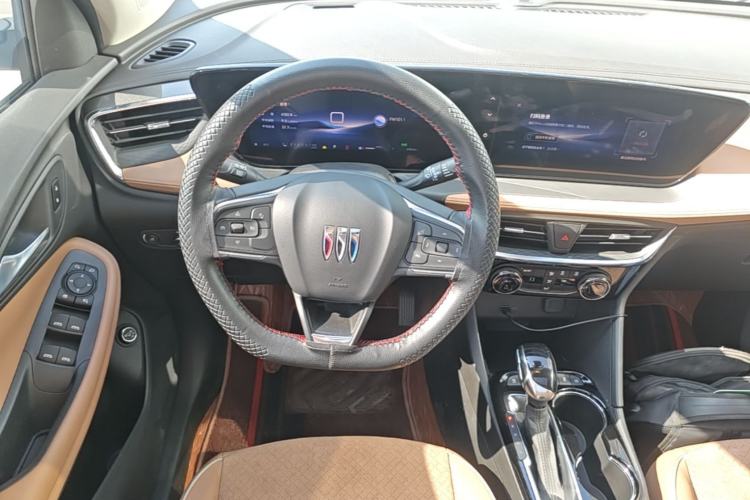 Used Buick Encore PLUS 2023 Smart Fun Edition Steering Wheel