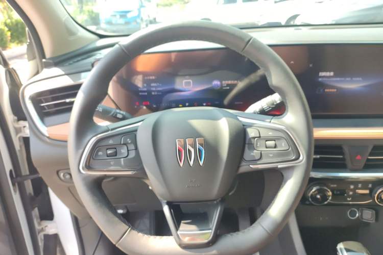 Used Buick Encore PLUS 2023 Smart Fun Edition Steering Wheel