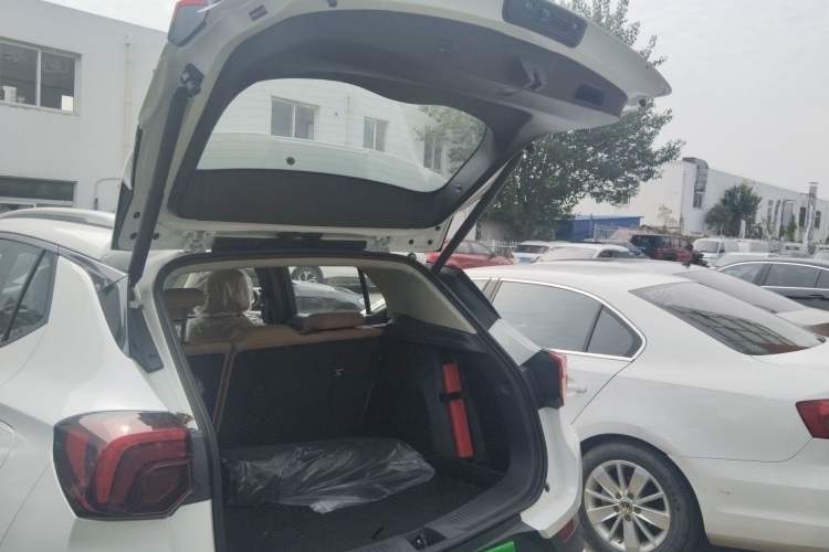 Used Buick Encore PLUS 2023 Smart Fun Edition Trunk
