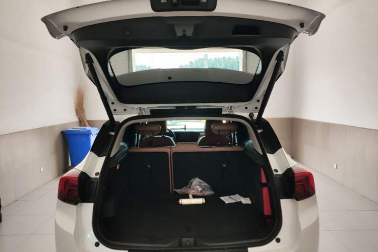 Used Buick Encore PLUS 2023 Smart Fun Edition Trunk
