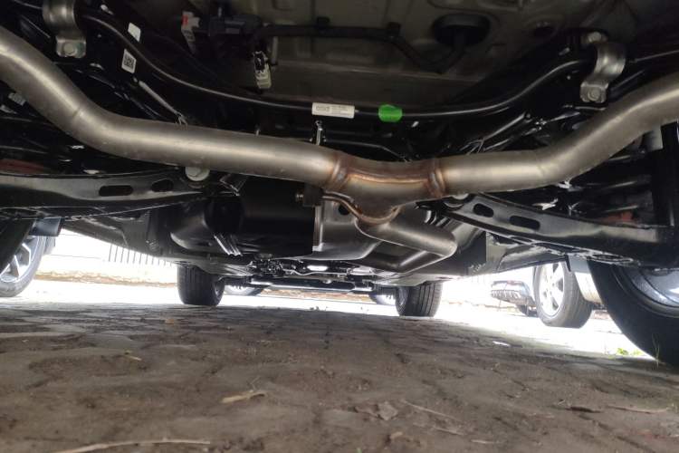 Used Buick Envision 2025 Encore Plus 28T Two-Wheel-Drive Platinum Edition Chassis Rear
