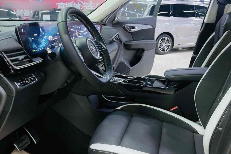 Used Buick Envision 2024 Encore S 25T Ignite Black Style Edition Interior 2