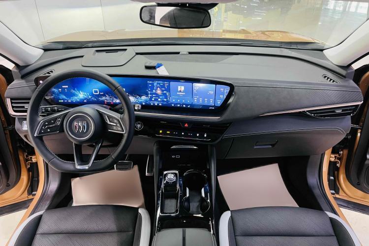 Used Buick Envision 2024 Encore S 25T Ignite Black Style Edition Interior 4