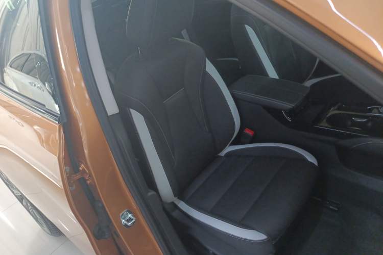 Used Buick Envision 2024 Encore S 25T Ignite Black Style Edition Right Front Seat