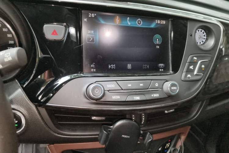Used Buick Envision 2014 28T Four-Wheel Drive Luxury Model Audio And AC Panel