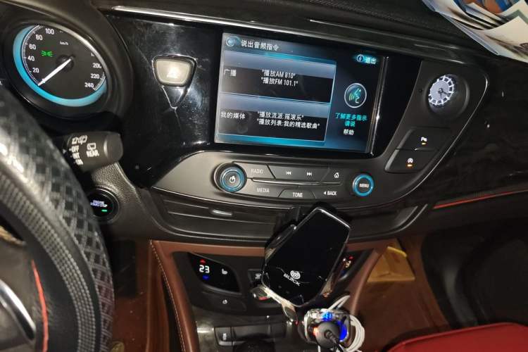 Used Buick Envision 2014 28T Four-Wheel Drive Elite Model Audio And AC Panel